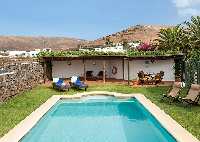 Casa El Barranco Feriehus *