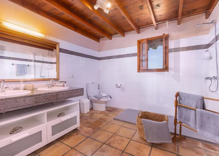 Casa El Barranco Feriehus *