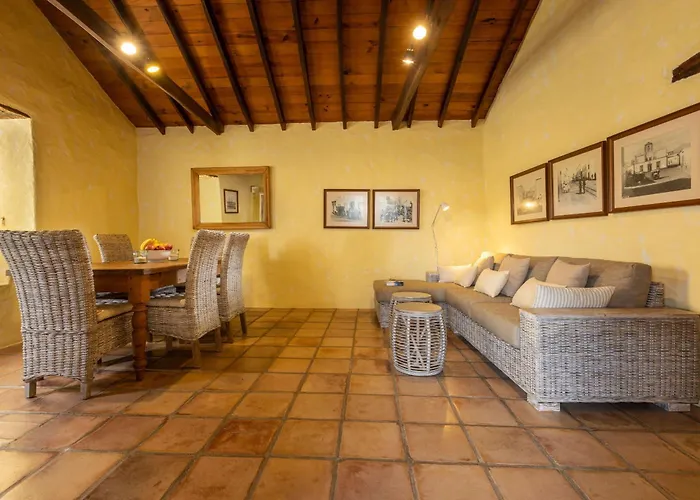 Casa El Barranco Feriehus *